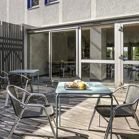 Ibis Budget Arles Sud Fourchon-2